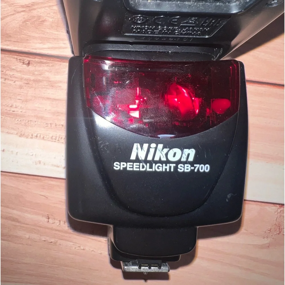 Nikon Speedlight 7b-700